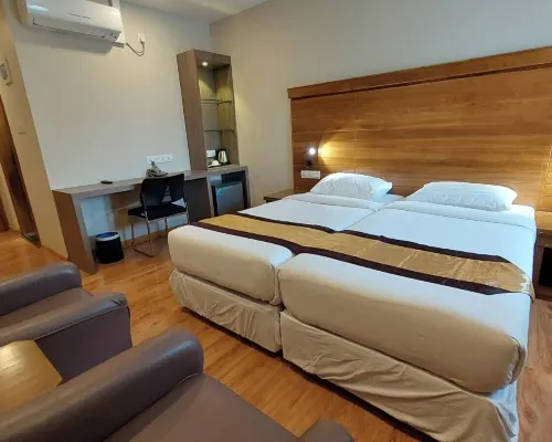 Hotel Grand Galaxy Hotels in Botataung