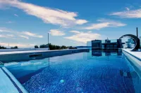 Crystal Holiday Residence II - Swimmingpools
