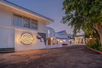 Roadies Rostel - Best Adventure Resort in Ahmedabad. Hotels near Sant Kanwar Ram Mandir, Nadiad