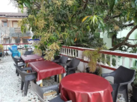 Villa AlexMarie guest house