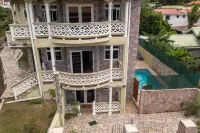 Topaz Apartment Villas-Pool Side Piton v Hotels in 
