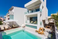 Villa Amelia I Free 8 Seater Mini Van & Pool - Villas