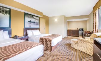 Red Maple Inn and Suites