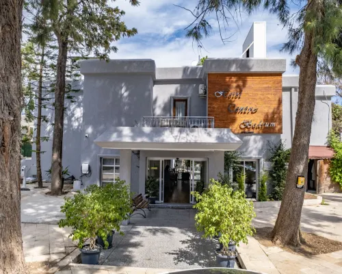 Hotel Centro Bodrum فنادق في بودروم