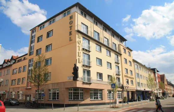 旅行旅館裏森小型酒店