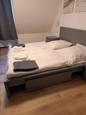 Am Marktplatz mit Parkplatz