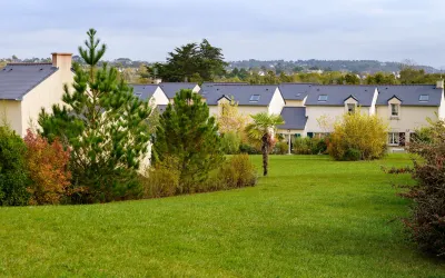 Lagrange Vacances le Hameau de Peemor PEN