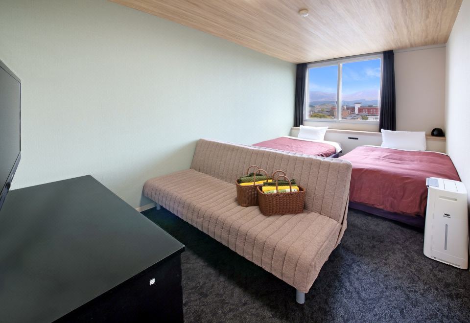 4. 고가쿠 호텔..