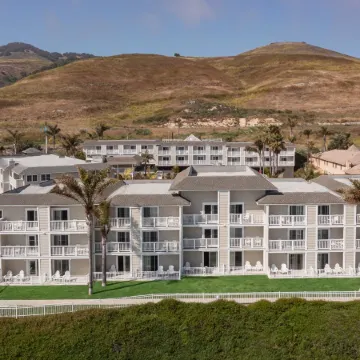 Pismo Lighthouse Suites