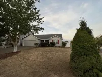 Comfortable home near Outlets, Wineries and Tulip Festival Hotels near Woodburn Premium Outlets