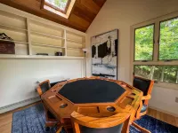 Breathtaking Mountain Views and Cozy Fireplace - Stunning Modern Retreat