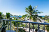 Kailua Village 5th Floor - View of Kailua Bay KV506