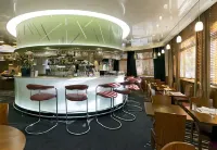 Hôtel Mercure Paris Nanterre Hôtels à proximité de la Gare de Nanterre Préfecture