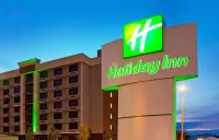 Holiday Inn 尼亞加拉瀑布 St. Mary of the Cataract R. C. Parish附近的飯店
