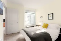 Best Waterfront Views Location Walk to Pike Market Hotels in Pike Market District