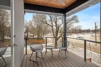 Bike Access and Luxury Amenities - Stunning Mountain Retreat