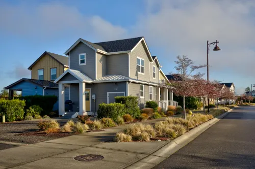 Open Concept Living and Back Porch Bliss - Charming Coastal Retreat Hotel di Ocean Shores