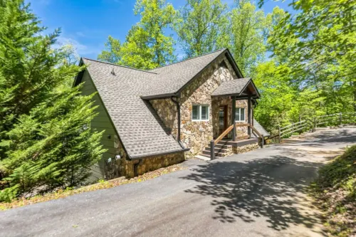 Toccoa River Cottage | Romantic | River Access Hotels in Mineral Bluff