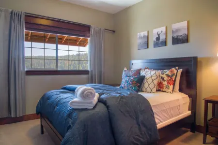 Central Air and Open Concept Living - Spacious Stylish Retreat