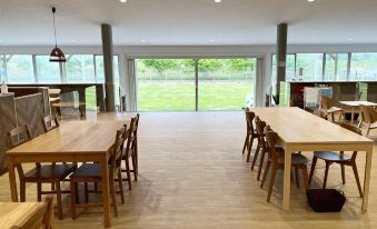 Luana Hasunuma Hotel&Cafe