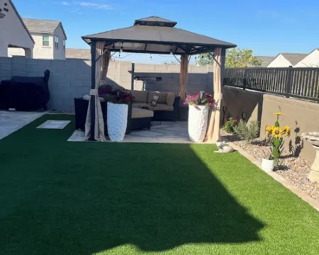 New house in a quiet neighborhood. Hoteles en Apache Junction