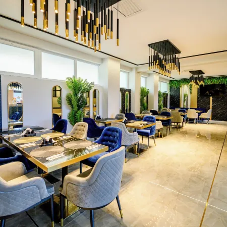 Elitte Inn & Suites Отели рядом с достопримечательностью «Парк Друмул-Таберей»