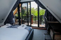 Fortunas Cabins Các khách sạn ở Nkubu