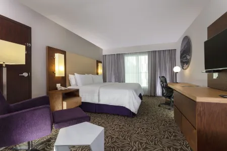 Krystal Urban Monterrey San Jeronimo