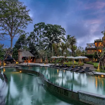 Hoshi Jungle Resort