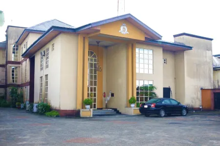 The Golf Prince Hotel Отели в г. Порт-Харкорт