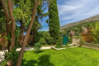 Villa Hedera