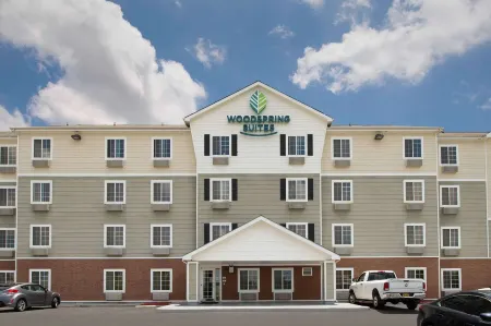 WoodSpring Suites San Antonio North Live Oak I-35 Отели в г. Лайв Ок