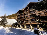 QC Hotel Monte Bianco Hotels near Checrouit