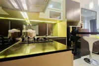 Luxurious and Comfy 2Br Cinere Bellevue Suites Apartment - Gym