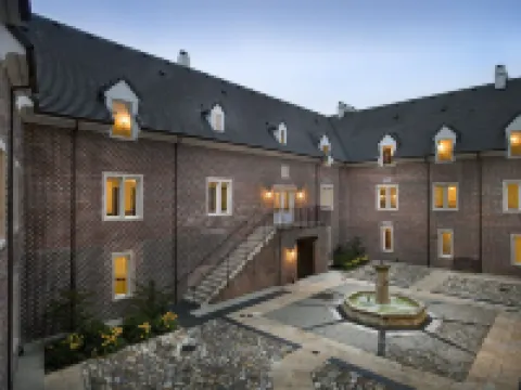 ウェドモア プレイス ロバーツのホテル