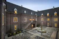 Wedmore Place Отели в г. 