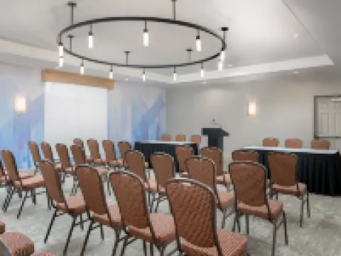 ヒルトン ガーデン イン ドーバー ドーバーのホテル