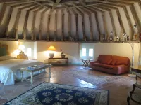 Château de Vaulogé Hôtels à : Solesmes