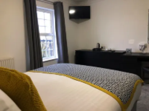 Black Horse Hotels in Baston