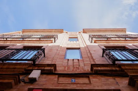 U-Sense Sevilla Catedral Отели рядом с достопримечательностью «Мост Изабеллы II»