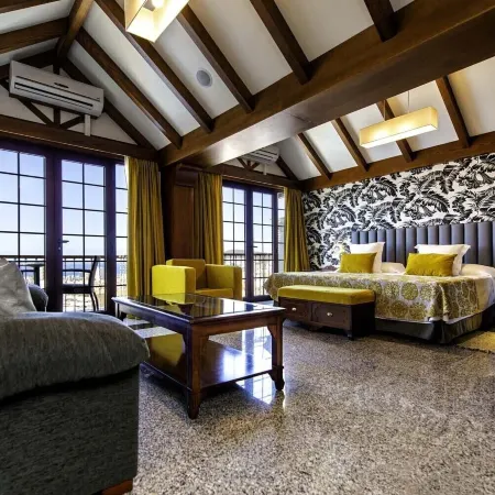 Paradise Park Fun Lifestyle Hotel