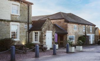 The Highwayman Hotel
