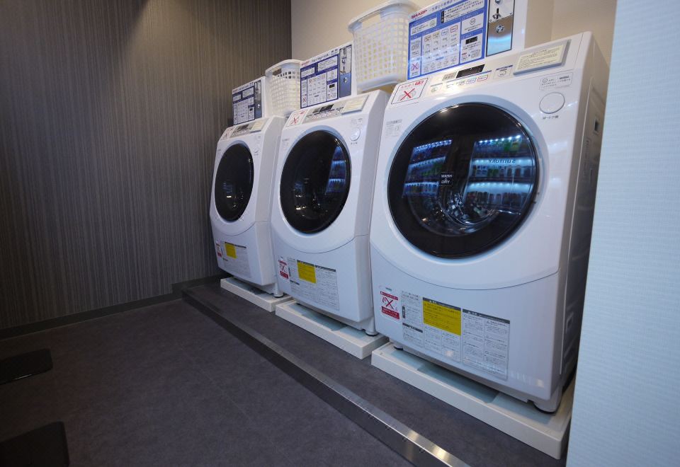 호텔 루트 인 가사이 호조노슈쿠의 깨끗한 객실 모습