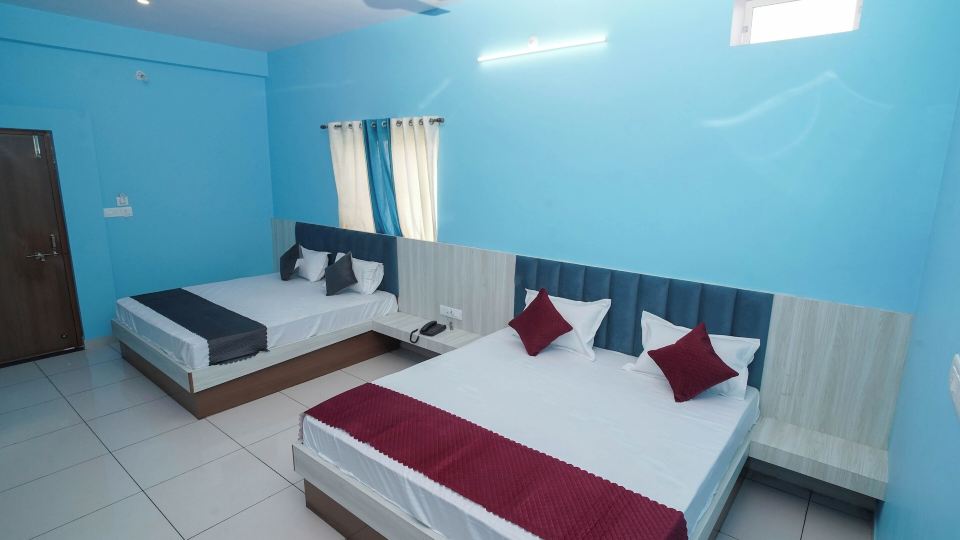 Hotel Pushpa Inn