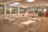 โรงแรมฟายา - พร้อมอาหารเช้า