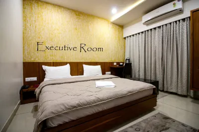 Hotel Midtown Hotels in Vadodara