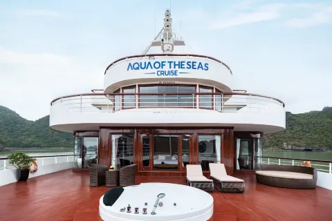 Aqua of the Seas Cruise Ha Long