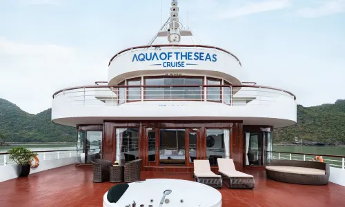 Aqua of the Seas Cruise Ha Long