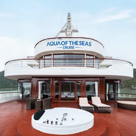Aqua of the Seas Cruise Ha Long