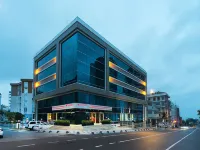 رامادا إنكور باي ويندام إسطنبول كارتال Hotels near مطار صبيحة كوكجن الدولي
